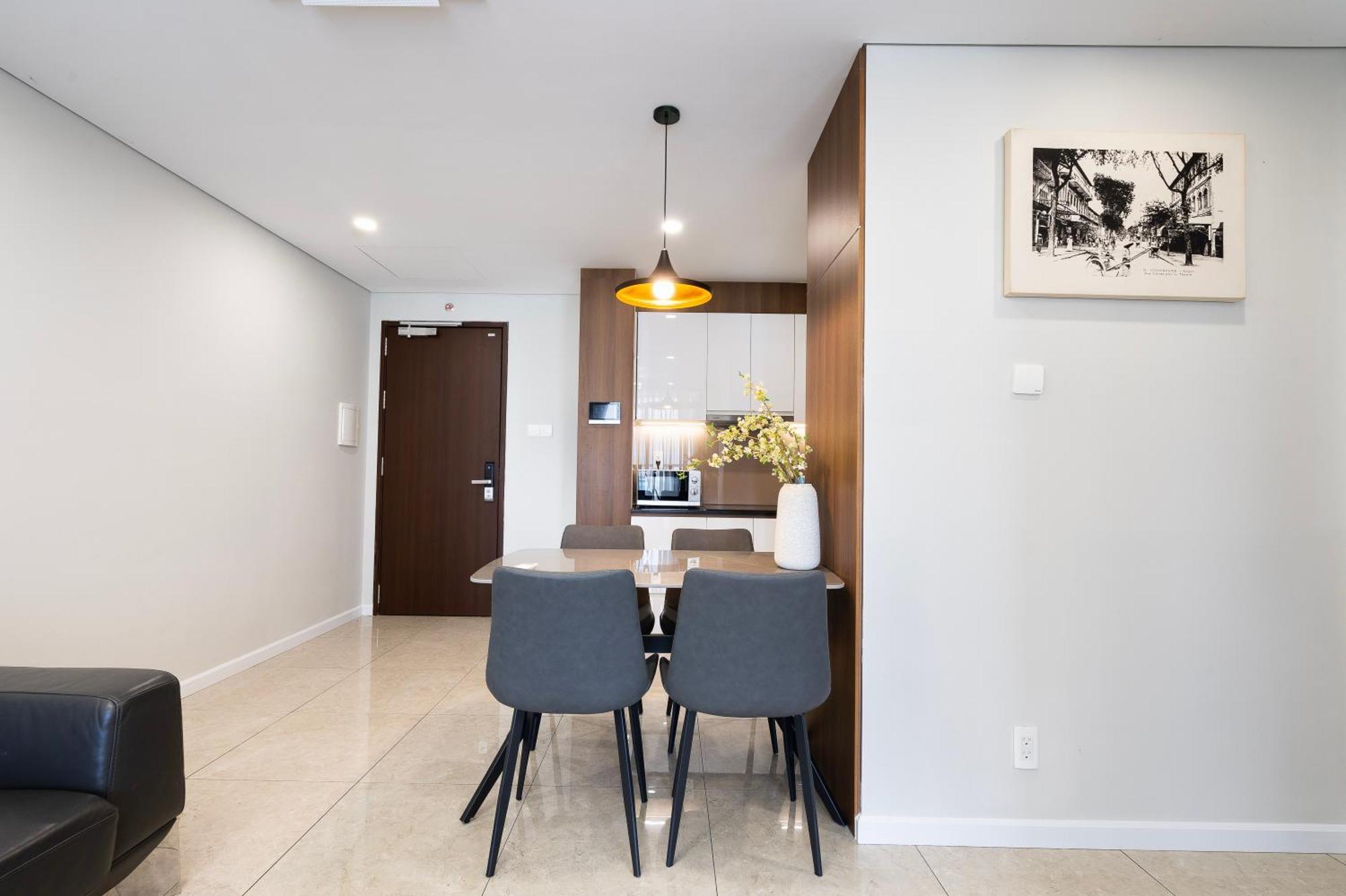 Louisa Vinh Hoi Apartment
